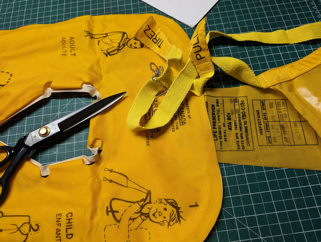 Mariclaro Mini Messenger Bag - Limited Edition