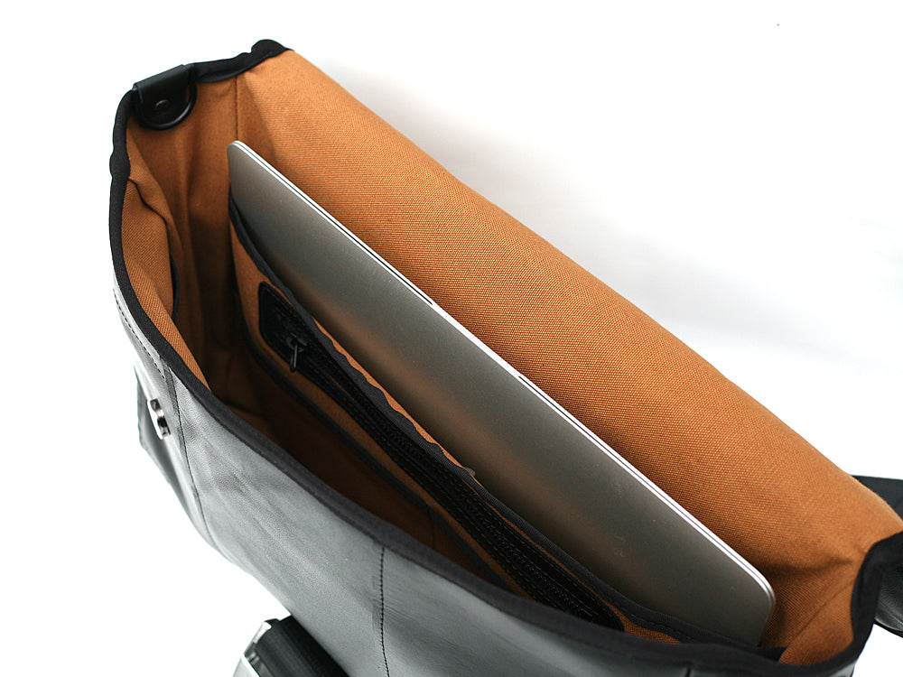 Mariclaro YYZ Laptop Bag - Air Canada Boeing 777HD