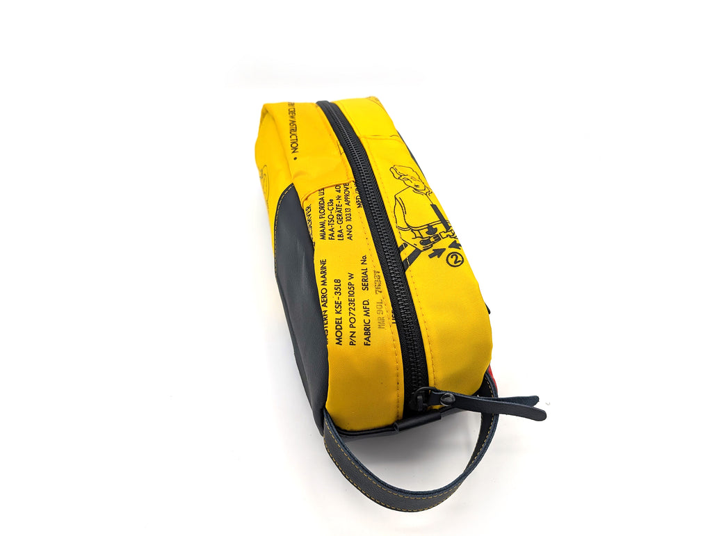 Mariclaro Toiletry bag - Aircraft Life Jacket