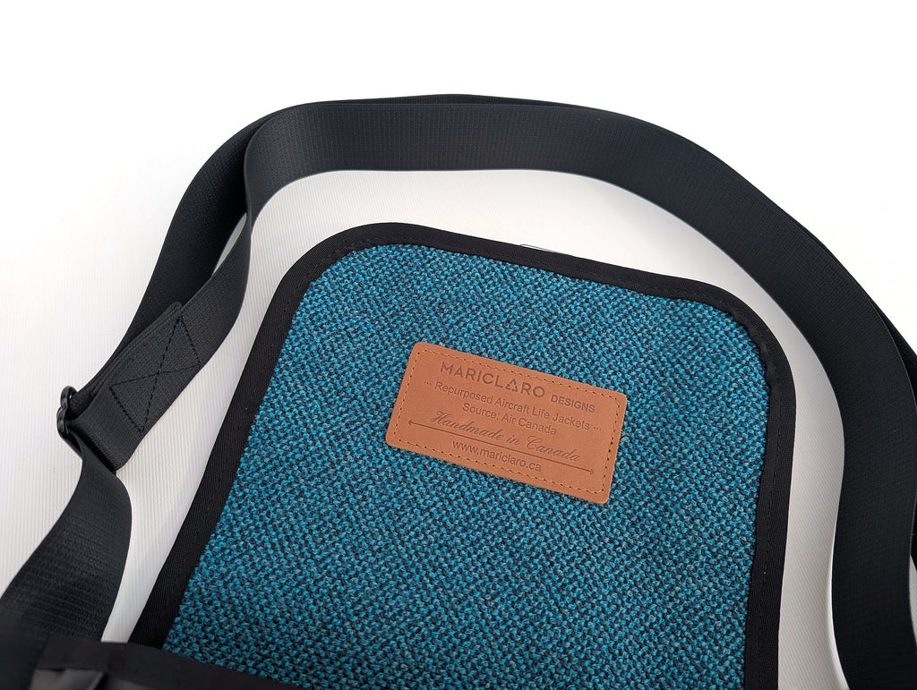 Mariclaro Mini Messenger Bag - Aircraft Life Vests