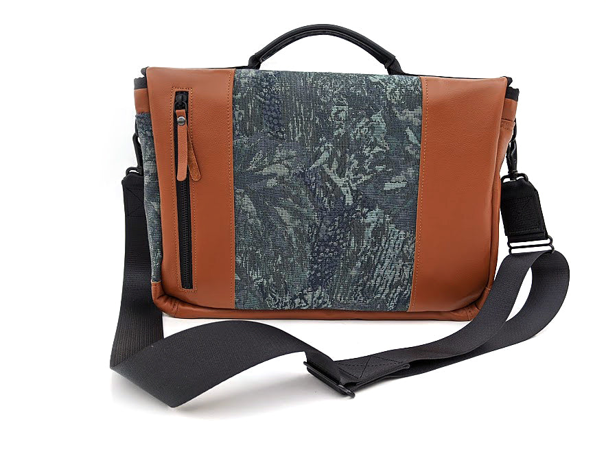 Mariclaro YYZ Laptop Bag - Vintage Forest Green Air Canada Material