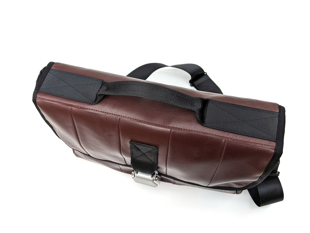 Sac pour ordinateur portable Mariclaro - Horizon / Bombardier Dash8 