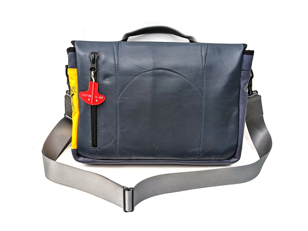 Mariclaro Laptop Bag - Jazz Air / 2 - Dash8