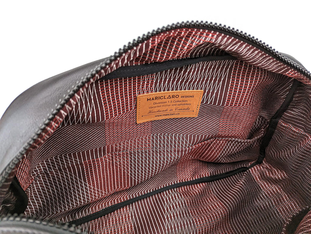 Mariclaro Leather Duffle Bag - Black